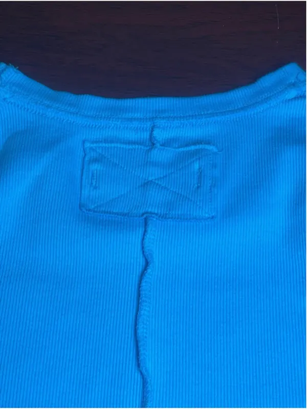 We The Free People Sky Blue Ribbed Baby Tee Exposed Seams Raw Hem Size Small - Image 9