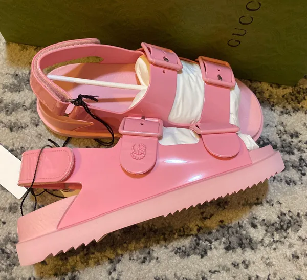 Gucci Mini Double G Sandal size 37 - Image 3