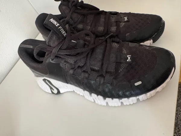 Nike Training Free Metcon 5 Sneakers  - Image 2