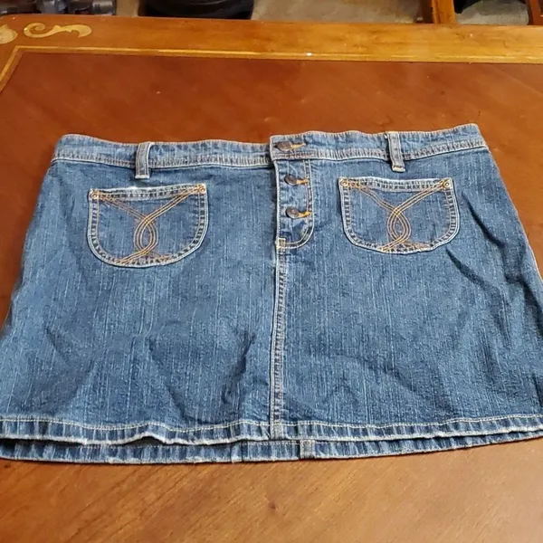 Old Navy Ultra Low Waist Stretch Denim Skirt Size 14 - Image 3
