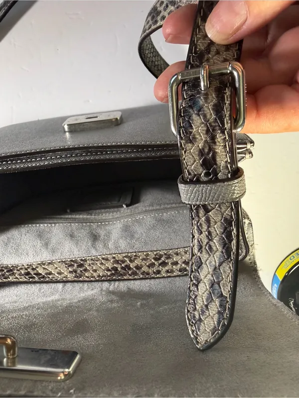 Coach Gray Leather Crossbody Bag - Silver Logo - Image 2
