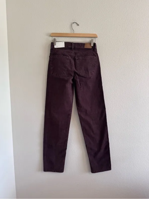 NWT American Eagle Outfitters Straight Leg Jeans in Plum - Image 3