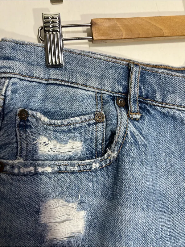 American Eagle Outfitters Light Blue 90s boyfriend short size 14 - Image 3