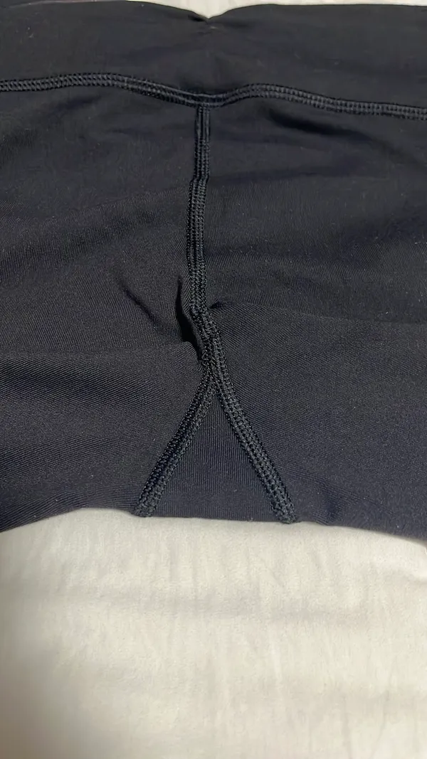 Lululemon Leggings Crop Black - Image 2