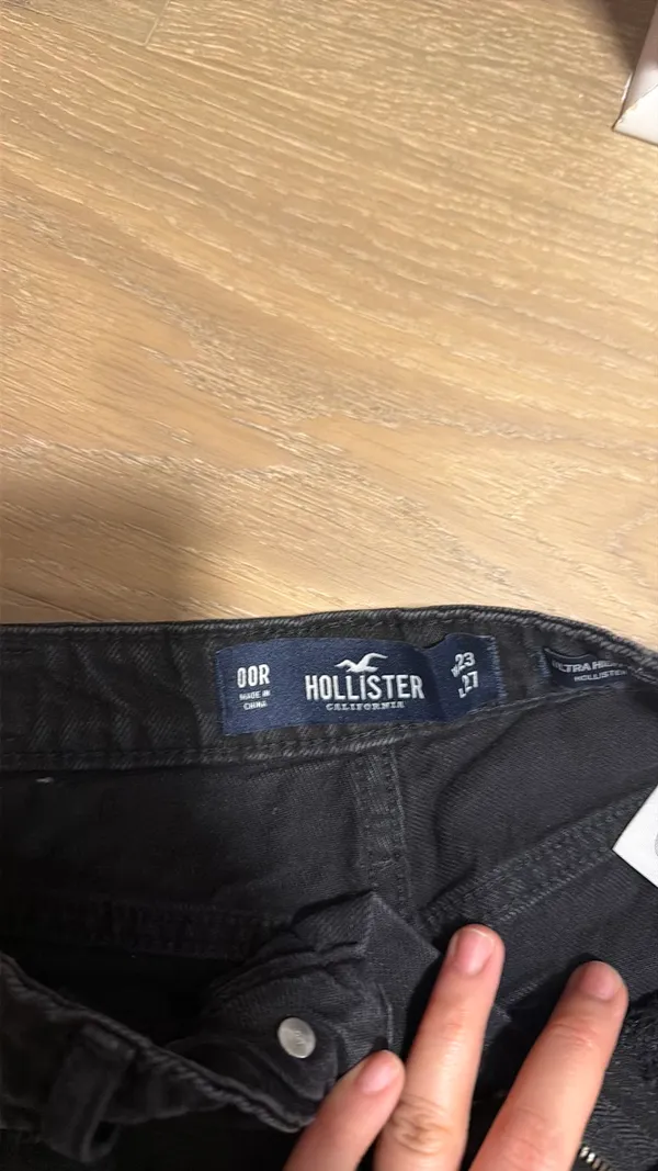 Hollister Jeans - Image 7