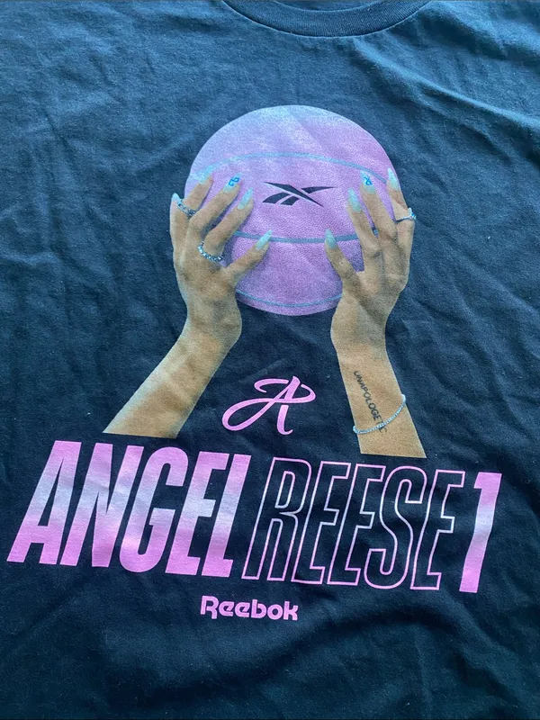 Reebok Angel Reese Black Pink Basketball Graphic Tee Size XL - Image 2