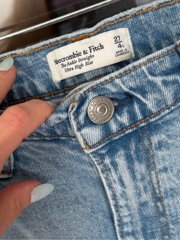 Abercrombie jeans the ankle straight ultra high rise petite short light wash - Image 2