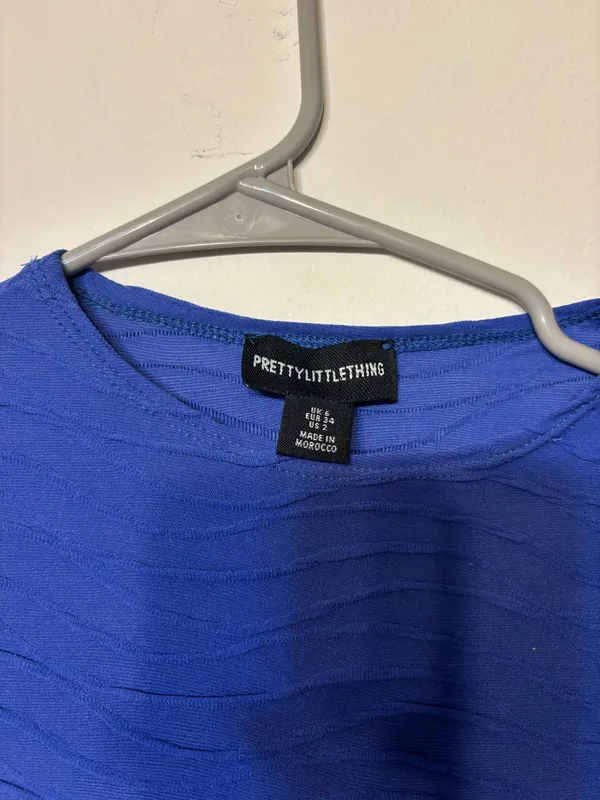 Pretty Little Thing Textured Cobalt Mini Dress - Image 4