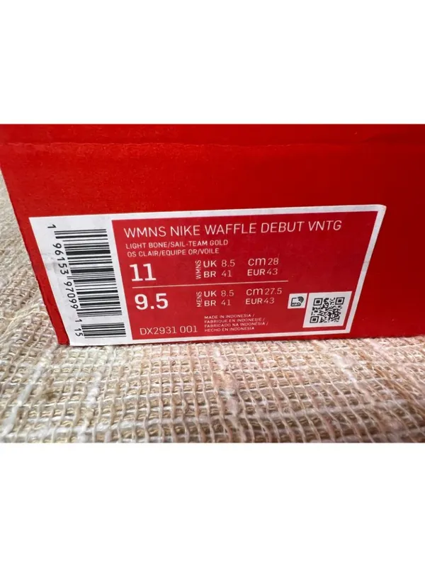 NIB Nike Waffle Debut Vintage Light Bone Sail Rare Sneakers Women’s 11/Men's 9.5 - Image 7