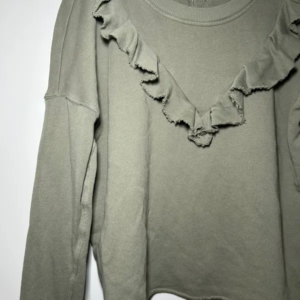 Free People Ruffle Front Sweatshirt Olive Green XS Raw Hem Cotton Pullover - Image 2