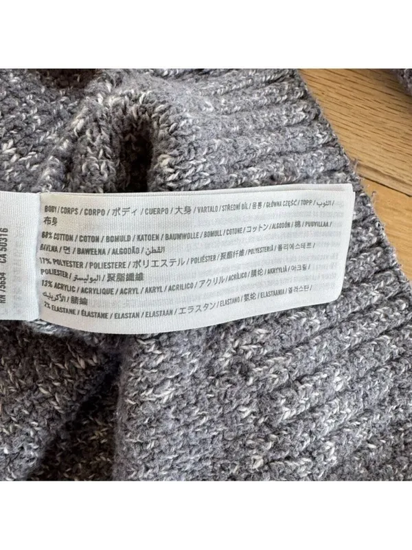 Abercrombie & Fitch Gray Sweatshirt Hoodie Size XS - Image 3