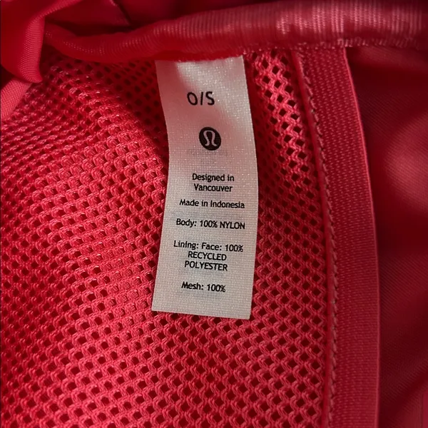 Lululemon Athletica Everywhere Belt‎ Bag in Raspberry Coulis Crossbody Sporty - Image 7
