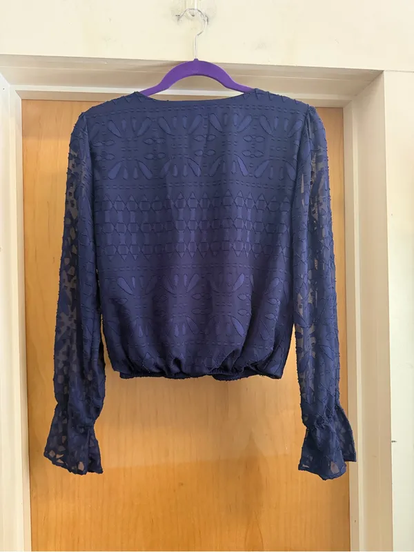 Blue Rain Women’s Navy Textured Wrap Front Long Sleeve Blouse. Size: Medium - Image 4