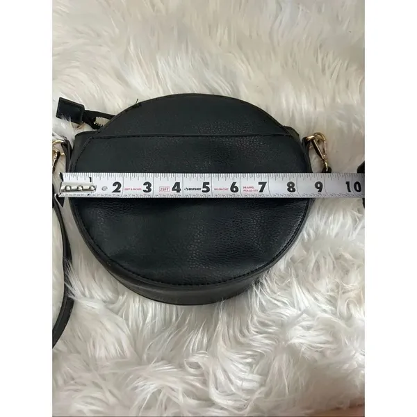 Collection XIIX Black Leather Pocket Adjustable Strap Round Crossbody Bag - Image 7