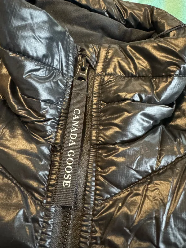 Canada Goose Hybridge Lite Vest - Image 3