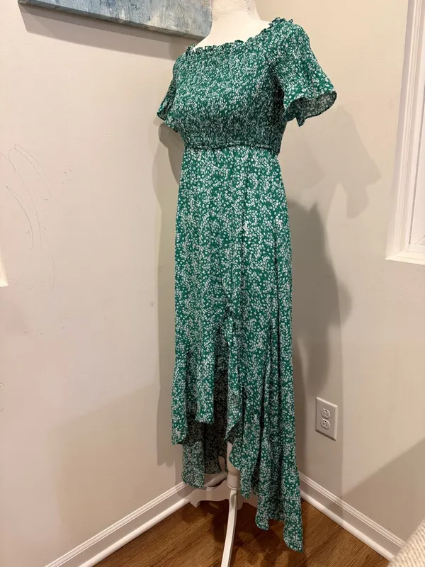 Lulu's Green Floral High-Low Off-Shoulder Midi Dress Size Small Bridal Shower - Image 2