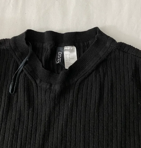 black long sleeve - Image 4