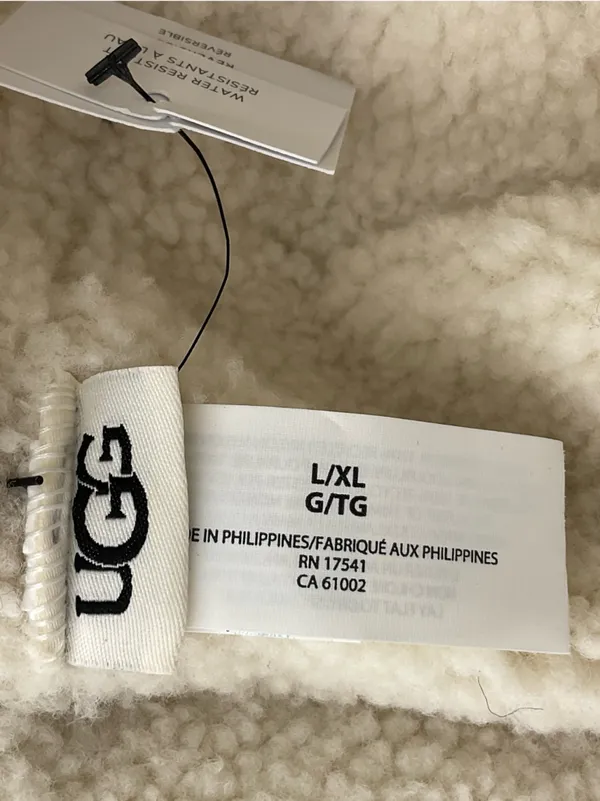 NWT UGG Women's Reversible AW Uggfluff Chestnut Bucket Hat Size L/XL - Image 7