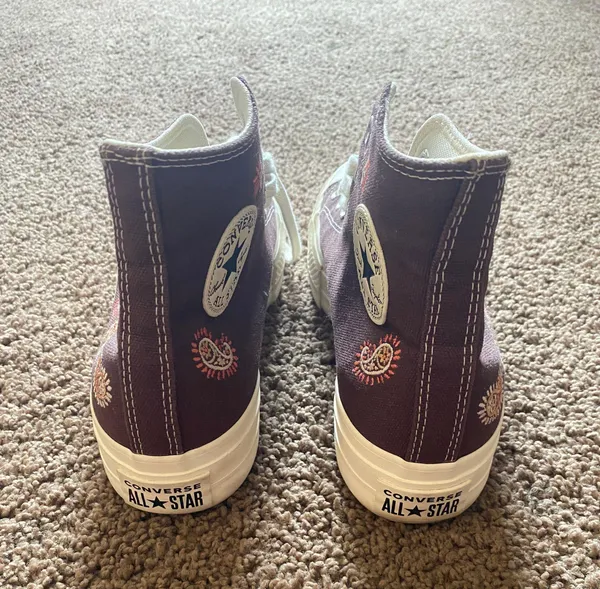 Brown Embroidered Shoes Size 9 - Image 5
