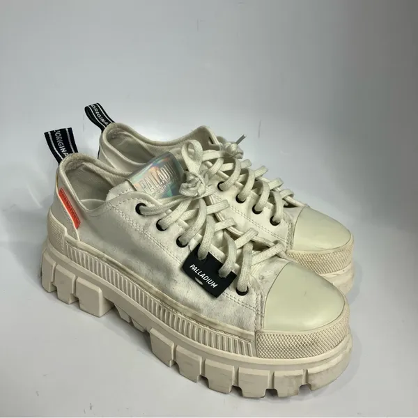 Palladium white revolt low textile sneakers lug sole women’s size 8‎ chunky Y2K - Image 2