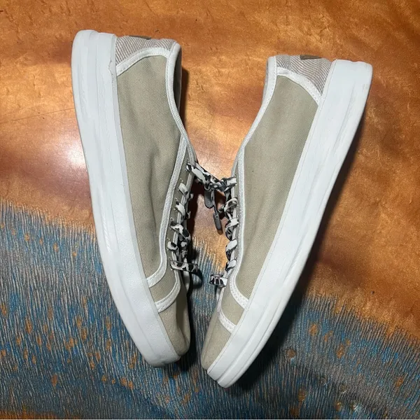 Hey Dude Sz 7 Karina Joy Sand Leopard Print Laces Comfort Sneakers Slip on shoes - Image 2