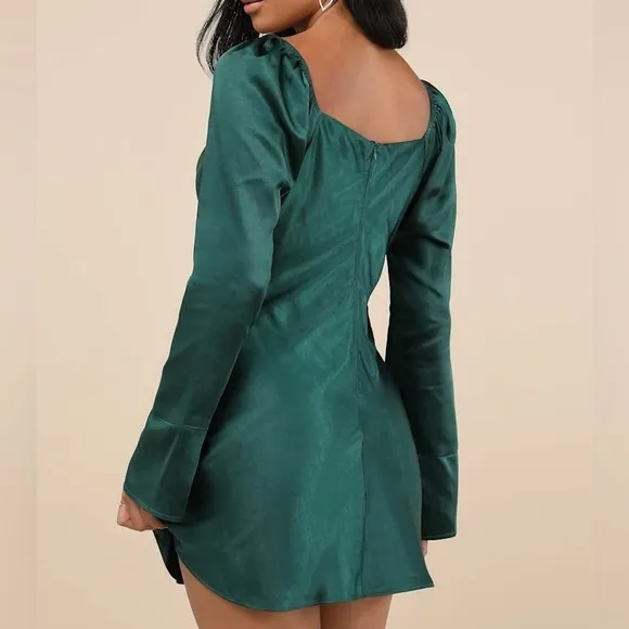 NEW Lulus Sensational Fate Emerald Green Satin Cowl Neck Mini Dress Sz Small - Image 5