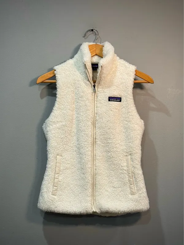 White Patagonia Los Gatos Fuzzy Full Zip Vest Size XS EUC - Image 3
