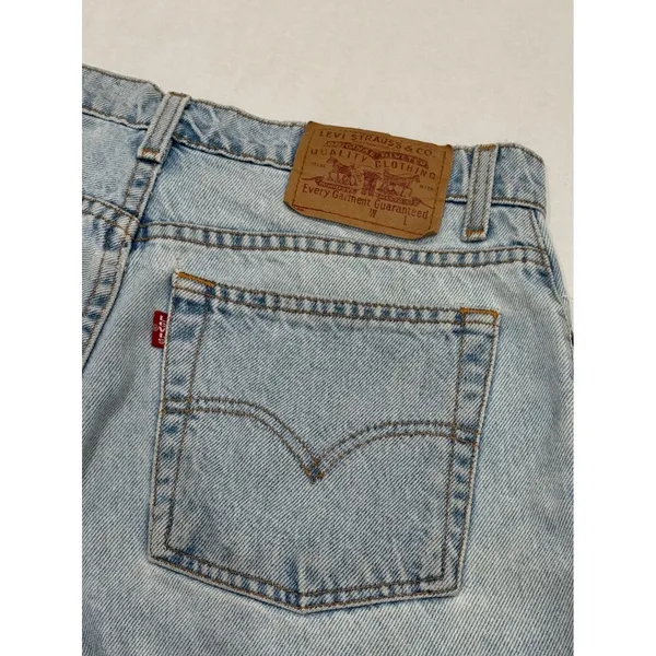 Vintage 1998 Levi's Denim Shorts Size 8 Light Wash High Waisted 550 Relaxed Fit - Image 3