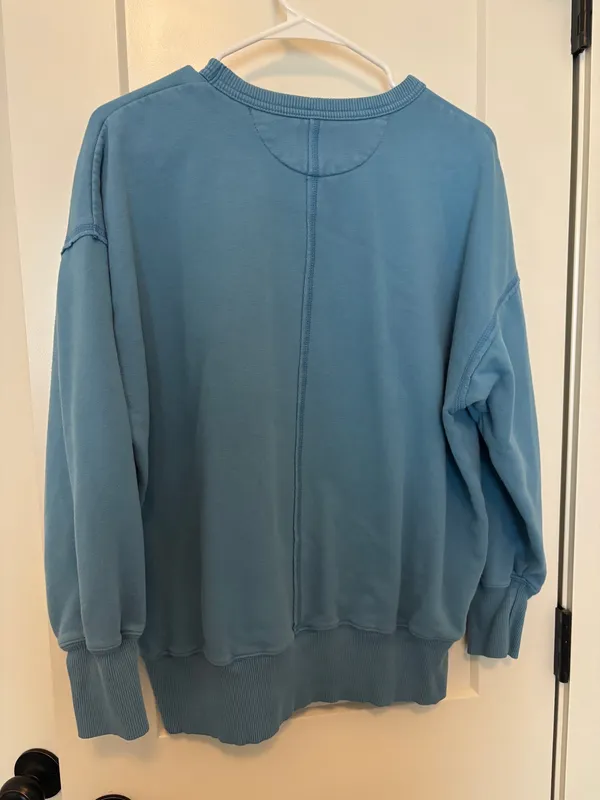 American Eagle Sweatshirt - Image 2