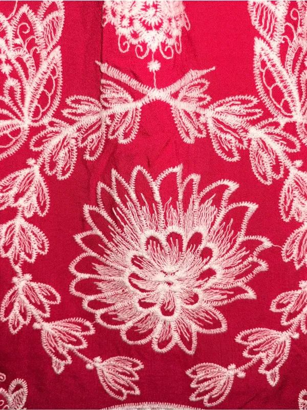 Solitaire Boho Top with Embroidery - Image 3