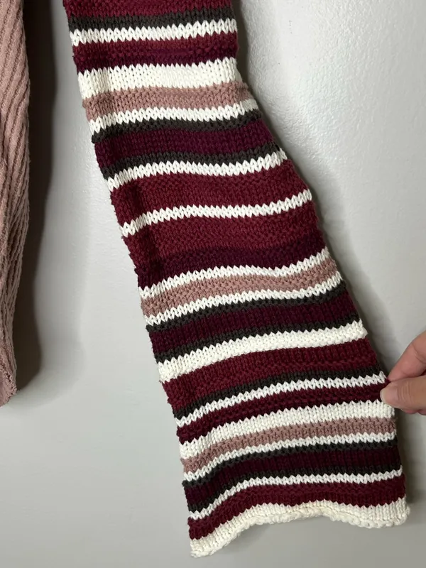 Altar’d State Samantha Waffle Sweater Sleeve Top Pink and Burgundy Size M - Image 4