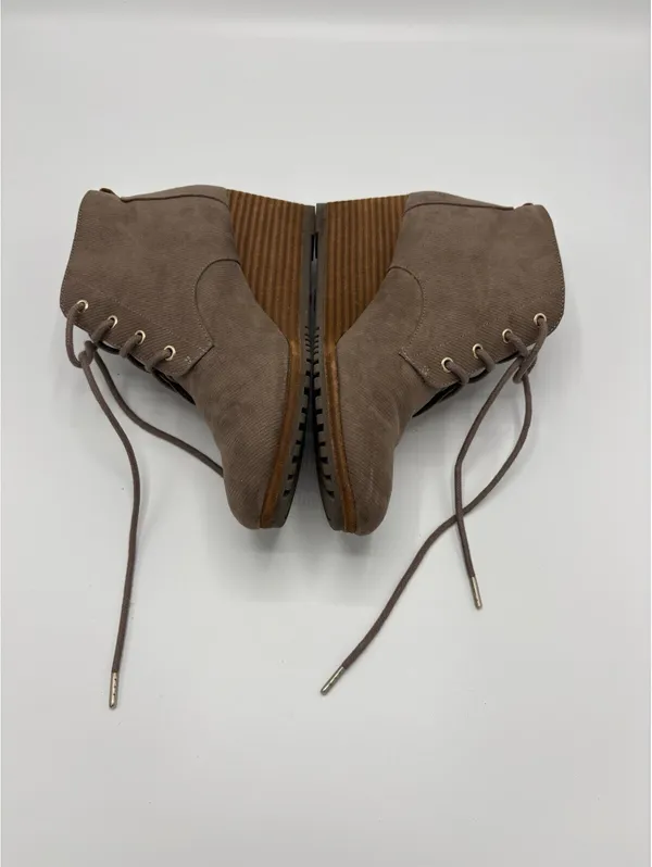 Dr. Scholl’s Taupe Lace-Up Wedge Ankle Booties 8.5 - Image 3