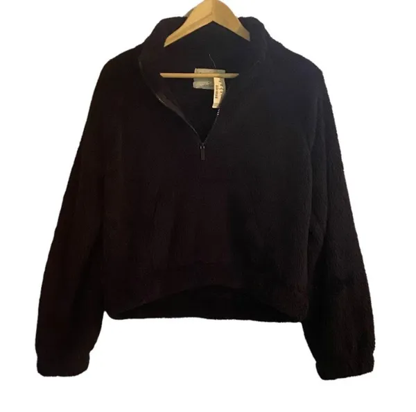 •Aero cropped half zip fleece NWT• - Image 9
