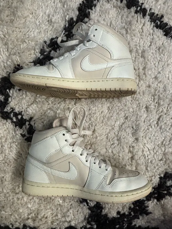 Nike Air Jordan Mid Women’s - Image 2