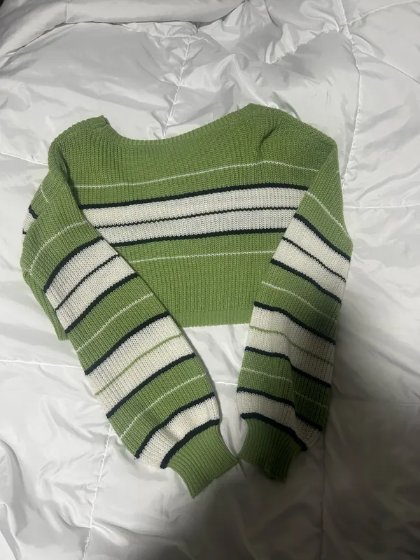 Cropped Knit Shein Top - Image 2