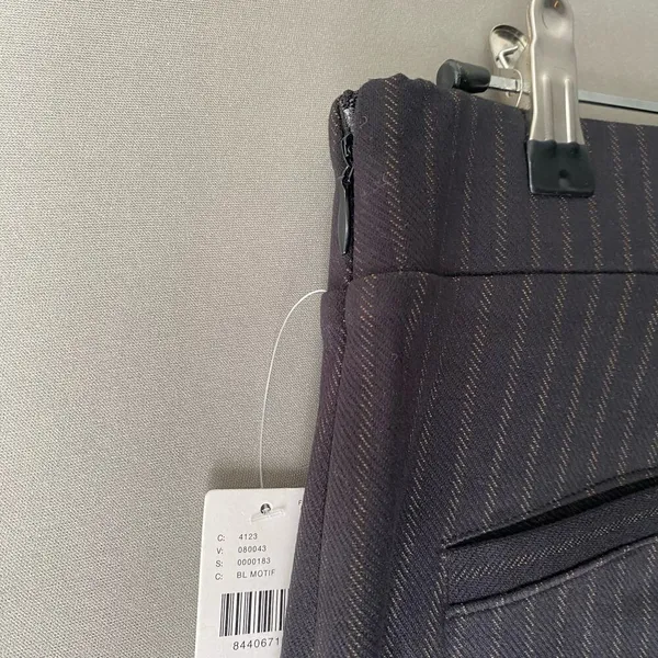 Anthropologie‎ Sanctuary sz L black pin stripped dress pants - Image 10