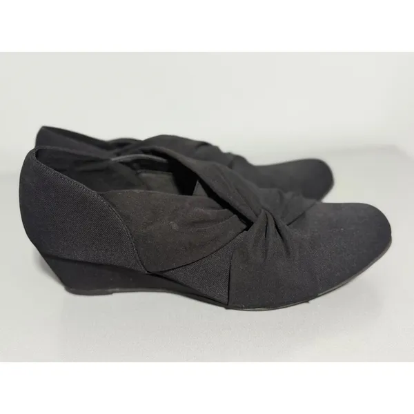 IMPO Ginny Women's 9.5M Black Sash Stretch Memory Foam Wedge Dress Shoes - Image 4