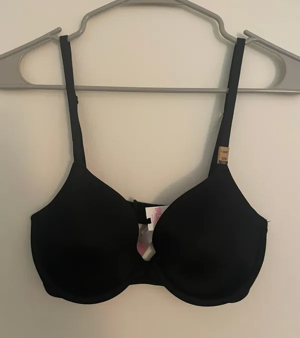 Victoria's Secret Bra - Image 2