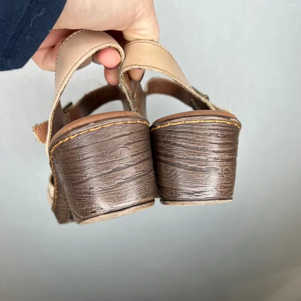 BOC Born Mary Jane Leather‎ Heel Sandals Women's Size 10 Tan Cutout Buckle - Image 6