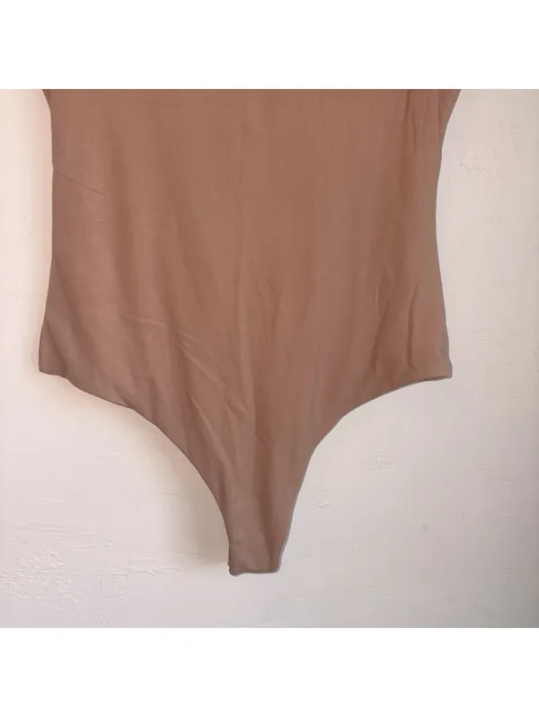 Pumiey Short Sleeve Bodysuit - Women's Size Medium - Crew Neck - Tan Nude - Image 2