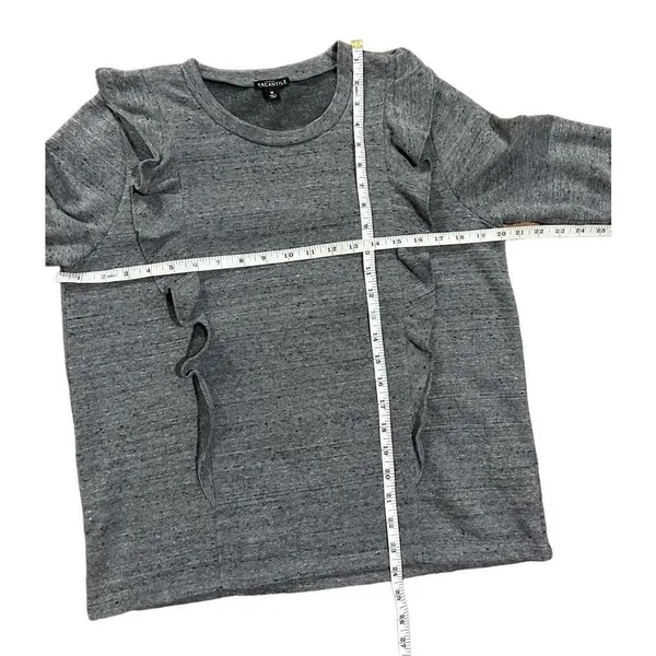 J. Crew Mercantile ruffled sweatshirt pullover‎ grey speckled sz medium - Image 4