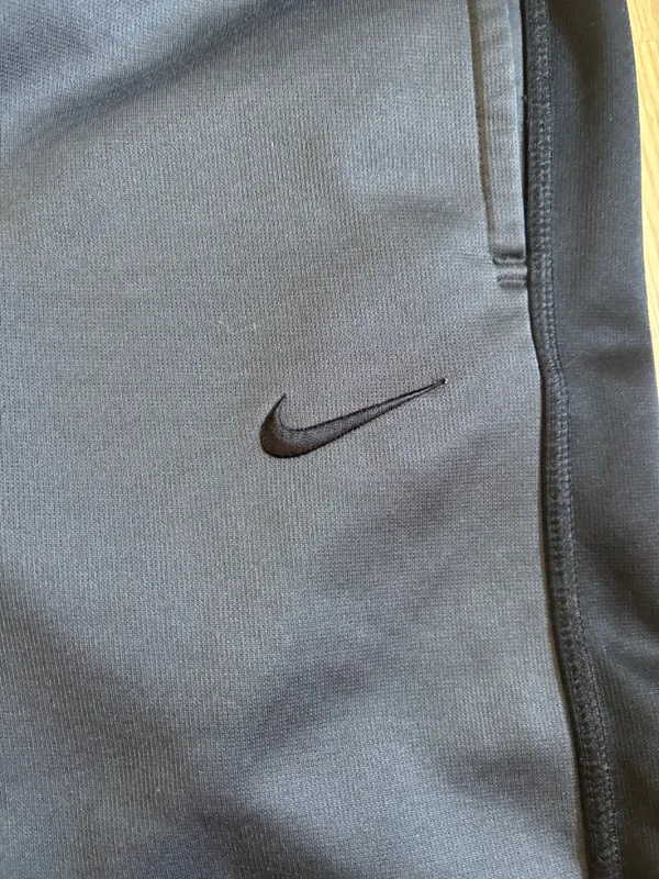 Nike Therma-Fit Sweatpants - Image 4