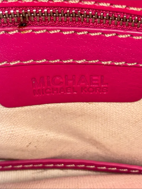 Michael Kors Fuchsia Pink Leather Shoulder Bag Silver Chain Handle And Lock - Image 8