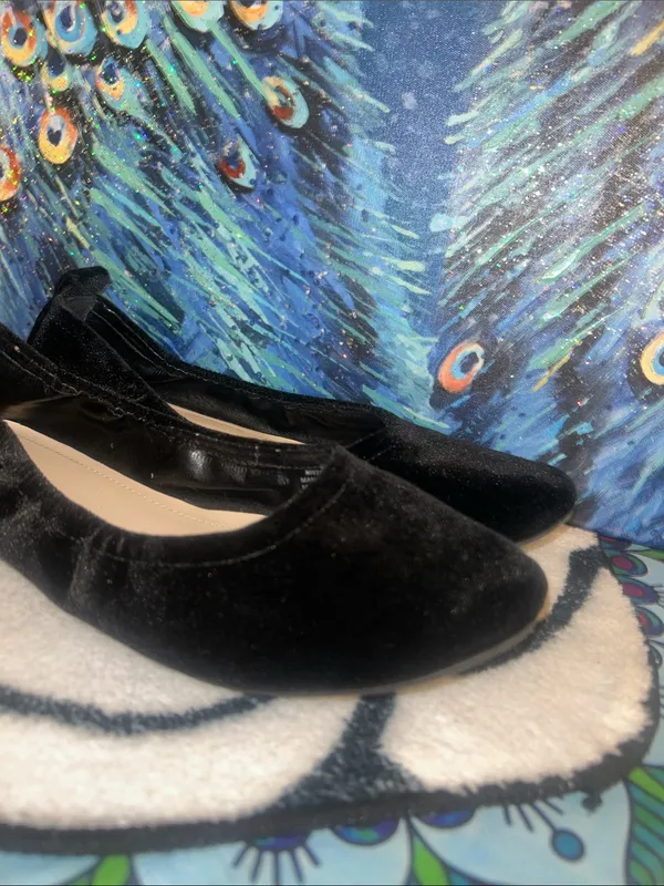 Nine West Black Velvet Ballet Flats Size 6.5 - Image 2