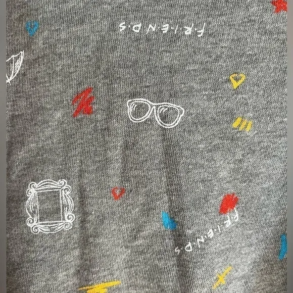 Friends Pullover Cropped Hoodie Sweatshirt Women’s Size‎ Small Lightweight - Image 4