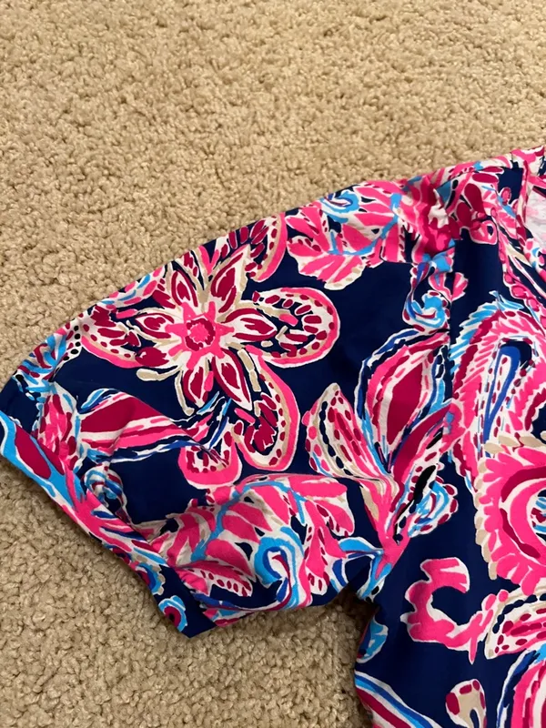 Lilly Pulitzer Navy Pink Blue Paisley Short Sleeve Tee - Image 4