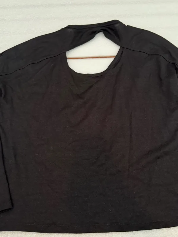 rag & bone crewneck Sweater with open neck back - Image 2