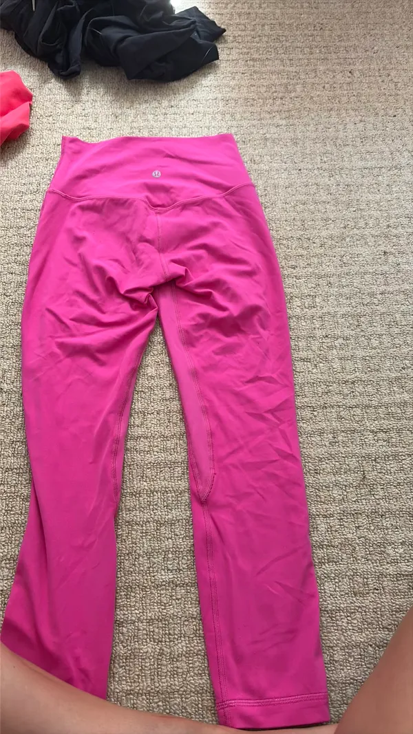 Lululemon Leggings 25" - Image 4