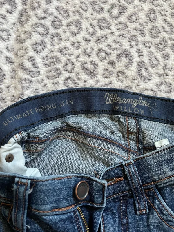 Wrangler Bootcut Jeans - Image 3