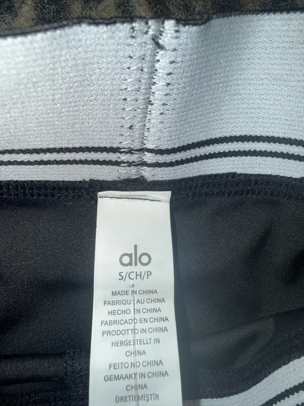 Alo Yoga Heart Throb Leggings - Image 3
